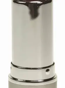 לסרה שפתון 212בורדו כהה